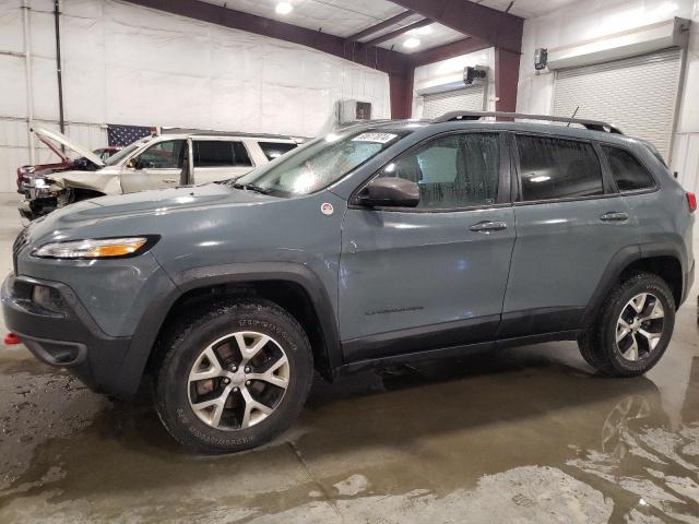  Salvage Jeep Cherokee