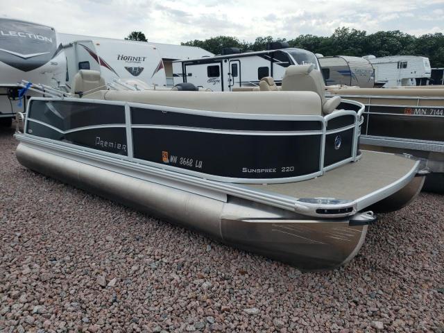  Salvage Prem Pontoon