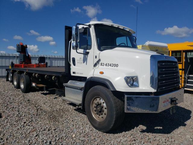  Salvage Freightliner 114sd