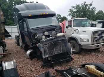  Salvage Peterbilt 579