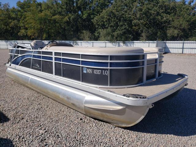  Salvage Benn Pontoon