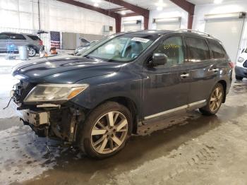  Salvage Nissan Pathfinder