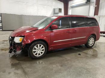  Salvage Chrysler Minivan