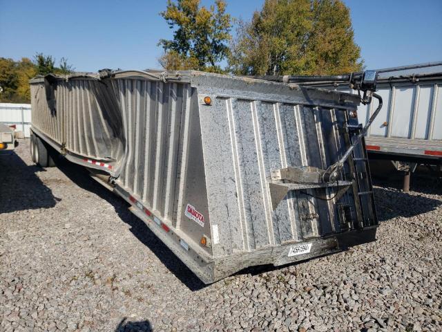  Salvage Dako Trailer