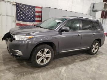  Salvage Toyota Highlander