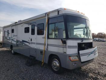  Salvage Workhorse Custom Cha Motorhome