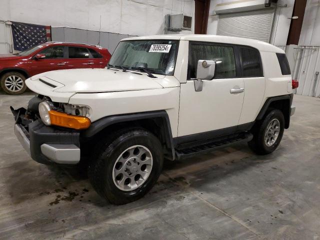  Salvage Toyota FJ Cruiser