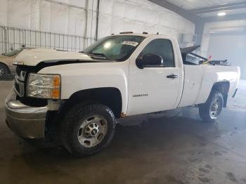  Salvage Chevrolet Silverado 2500