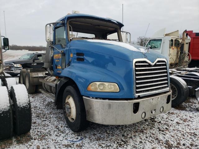  Salvage Mack Semi