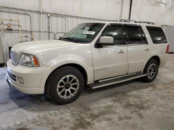  Salvage Lincoln Navigator