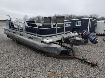  Salvage Bass Boat&trail