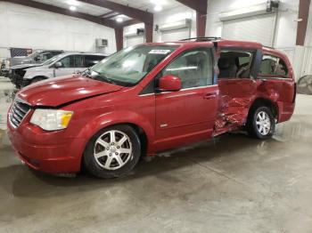  Salvage Chrysler Minivan