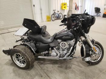  Salvage Harley-Davidson Fl