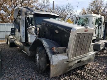  Salvage Peterbilt 379