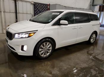  Salvage Kia Sedona