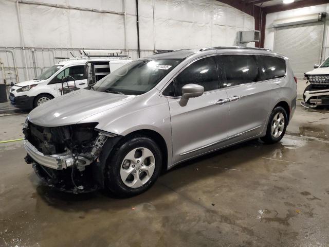  Salvage Chrysler Pacifica