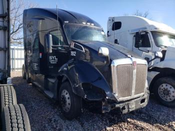  Salvage Kenworth T680