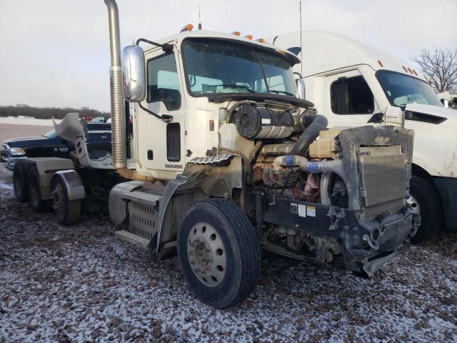  Salvage Mack 600 Cxu600