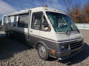  Salvage Winnebago Class A Mo