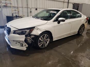  Salvage Subaru Legacy