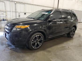  Salvage Ford Explorer