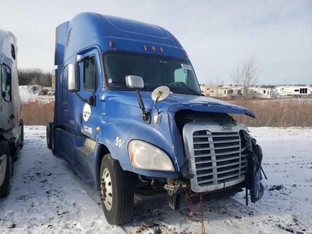  Salvage Freightliner Cascadia 1