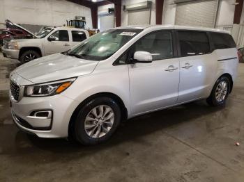  Salvage Kia Sedona