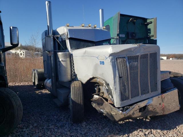  Salvage Peterbilt 379