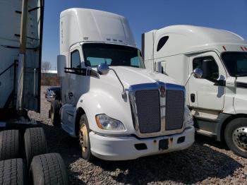  Salvage Kenworth T680
