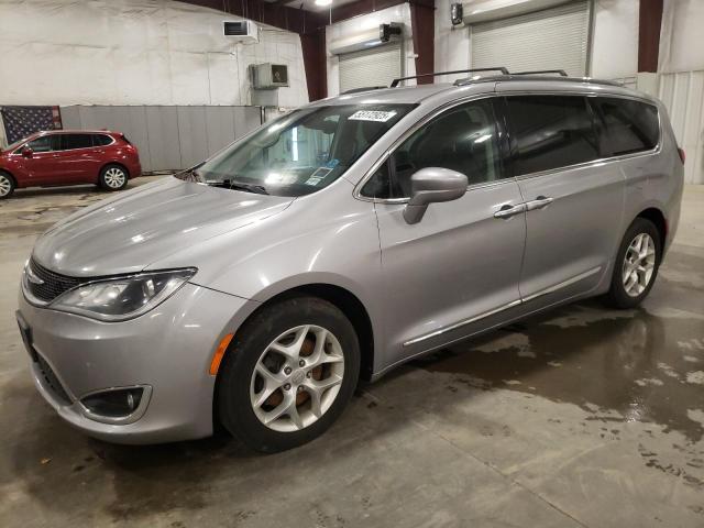  Salvage Chrysler Pacifica