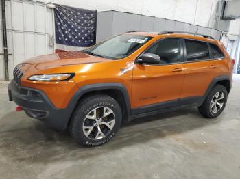  Salvage Jeep Cherokee