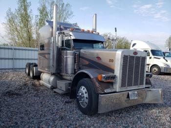  Salvage Peterbilt 379