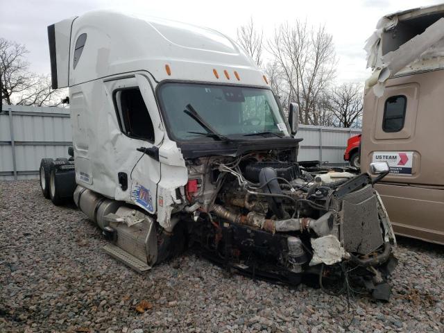  Salvage Freightliner Cascadia