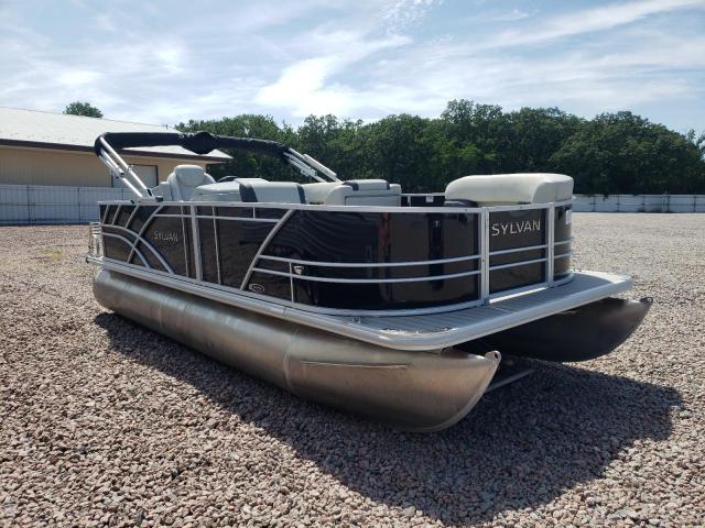 Salvage Slyvan Pontoon