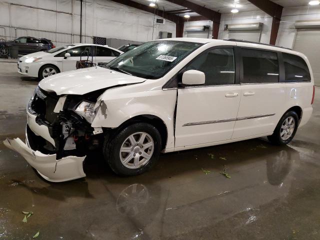  Salvage Chrysler Minivan
