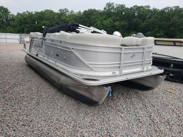  Salvage Starcraft Pontoon