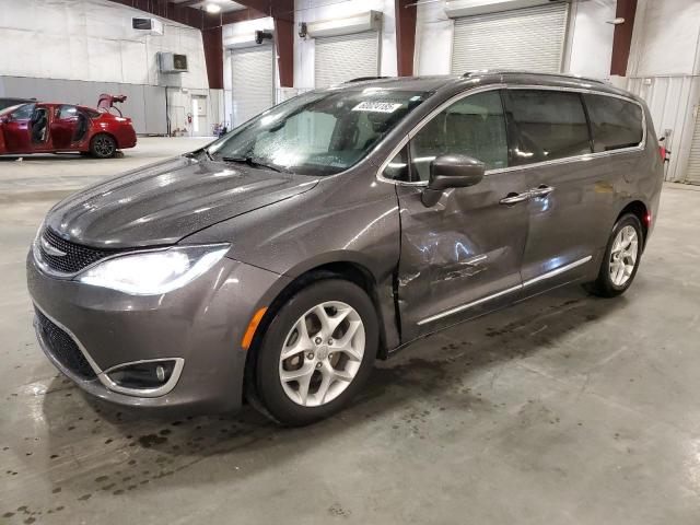 Salvage Chrysler Pacifica