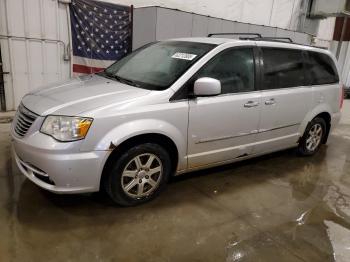  Salvage Chrysler Minivan