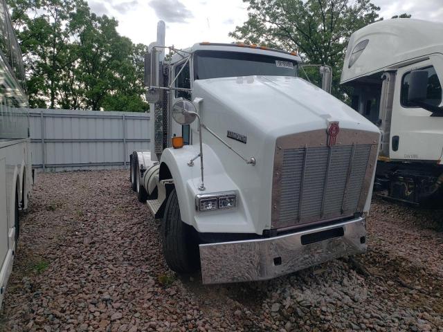  Salvage Kenworth T800