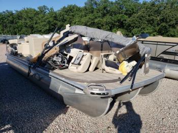  Salvage Premier Pontoon