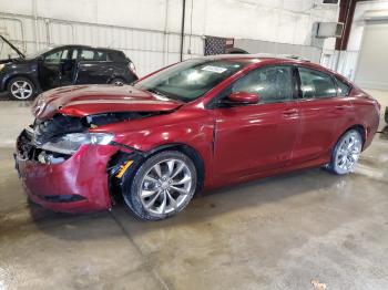  Salvage Chrysler 200
