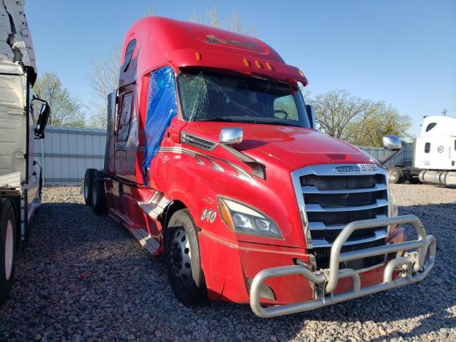  Salvage Freightliner Cascadia 1