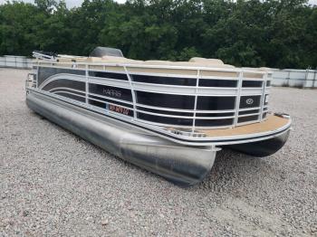 Salvage Harr Pontoon