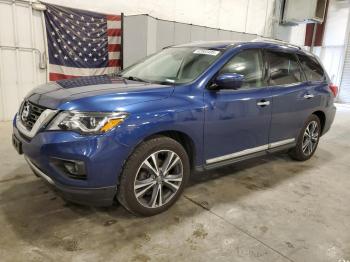  Salvage Nissan Pathfinder