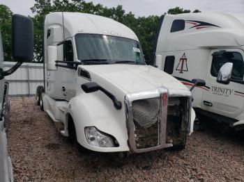  Salvage Kenworth T680