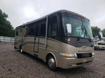  Salvage Workhorse Custom Cha Motorhome