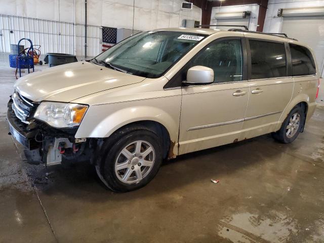  Salvage Chrysler Minivan
