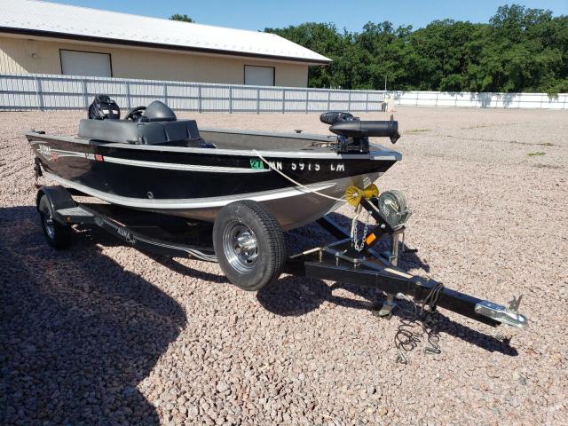  Salvage Alumacraft Boat
