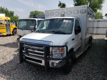  Salvage Ford Econoline E350 Super Duty