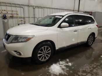  Salvage Nissan Pathfinder